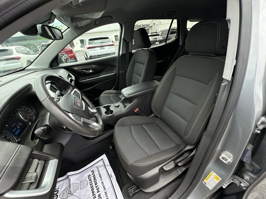 2024 GMC TERRAIN - Image 15