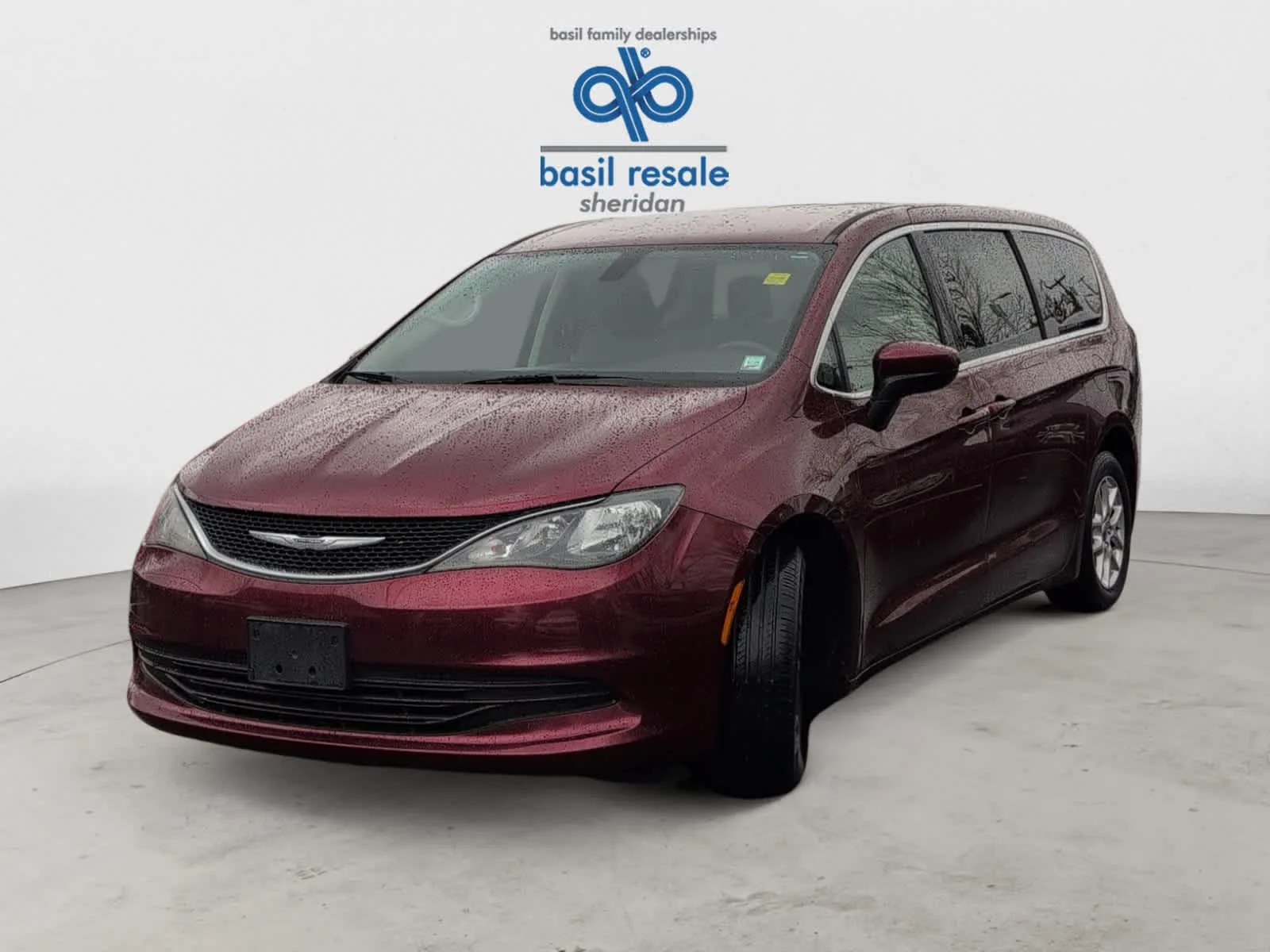 Used 2017 Velvet Red Pearlcoat Chrysler Touring image 2