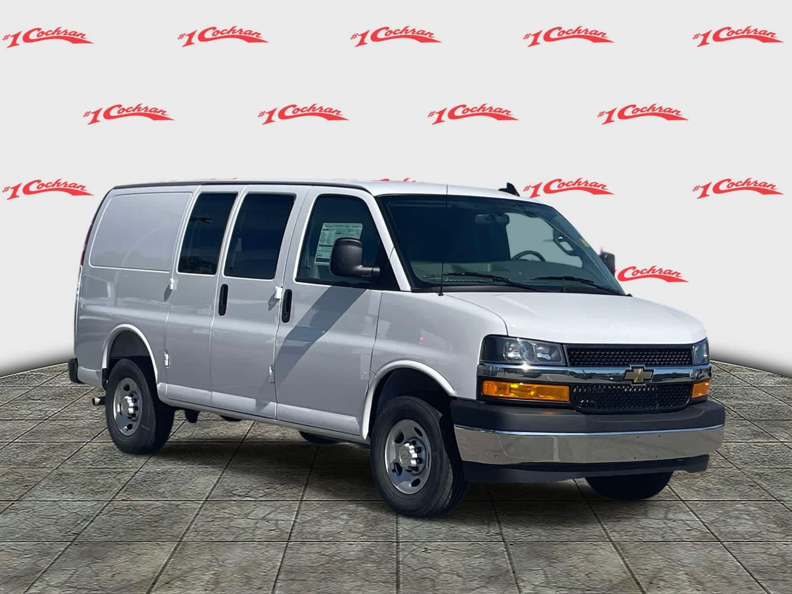 2026 Chevrolet Express 2500 Work Van HD's photo