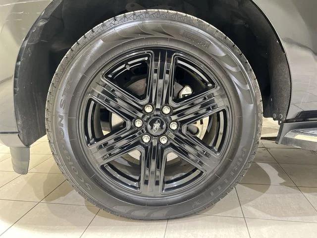 Certified Used 2021 Agate Black Metallic Ford XLT image 29