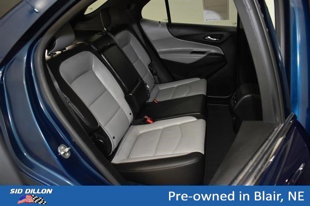 Used 2019 Pacific Blue Metallic Chevrolet Premier image 9