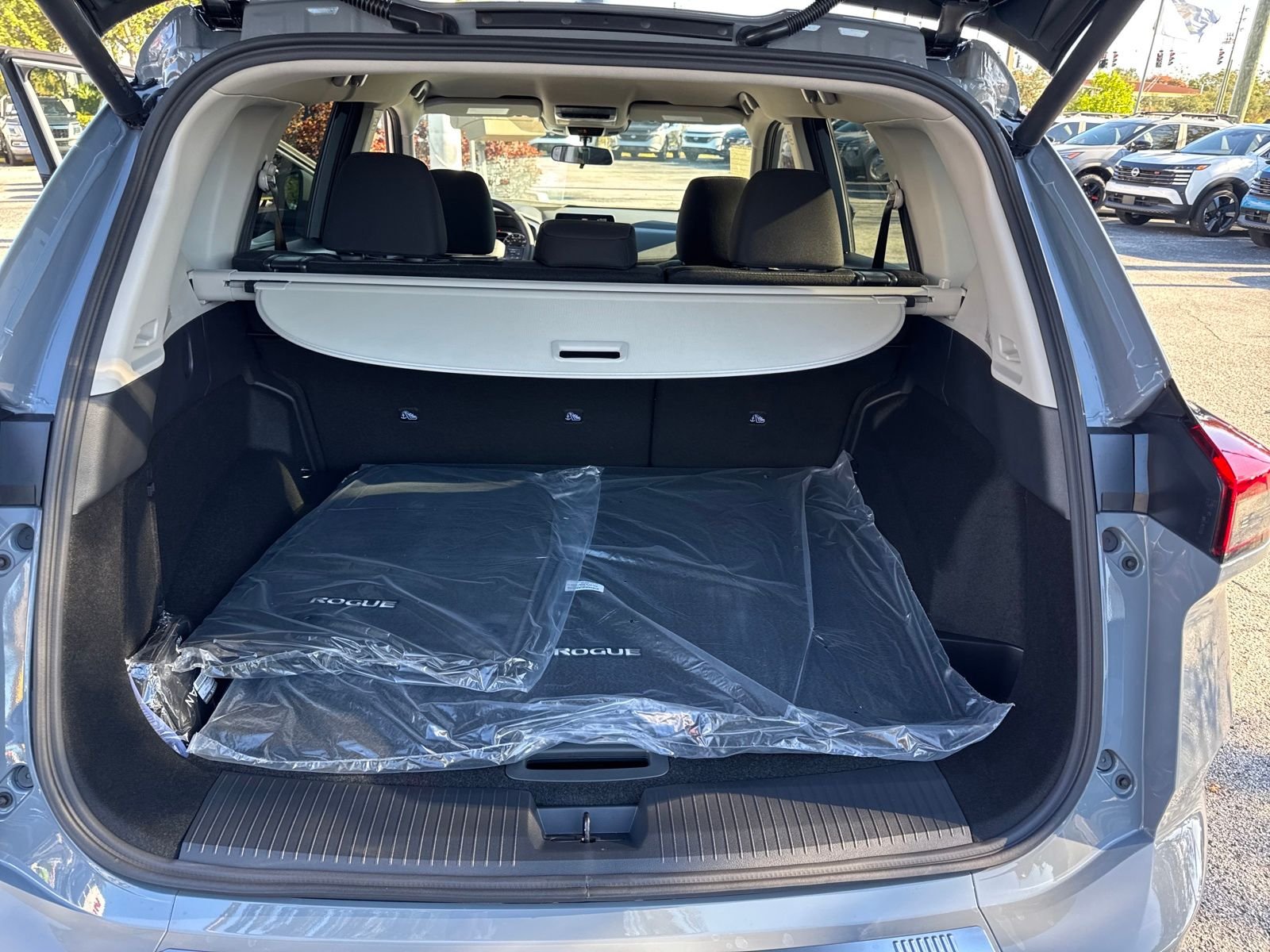 New 2026 Nissan Rogue SV 4D Sport Utility