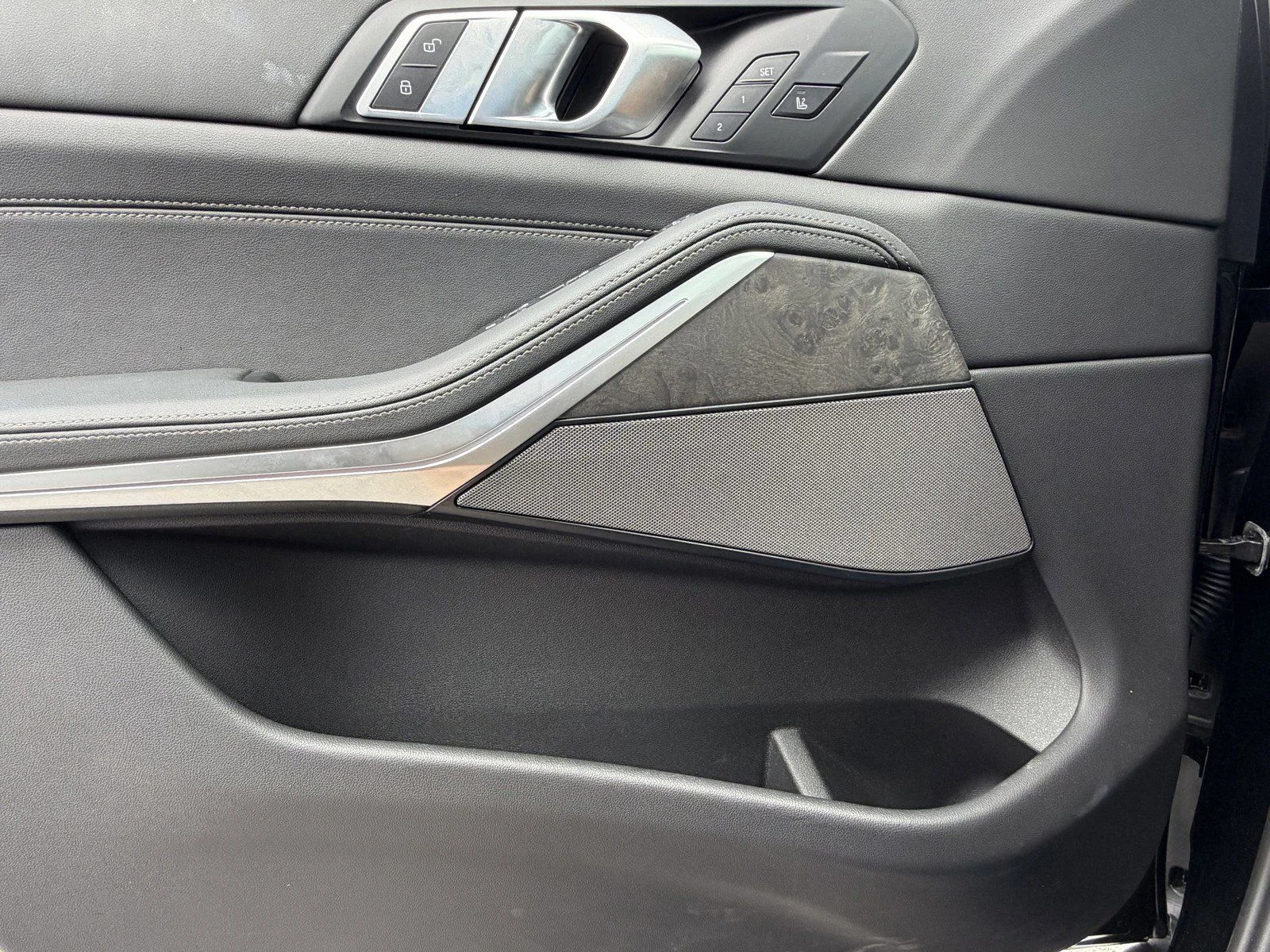 New 2026 Black Sapphire Metallic BMW sDrive40i image 26