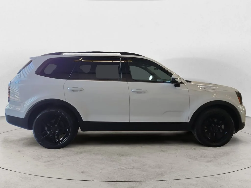 Used 2025 White Kia SX-Prestige X-Line image 4