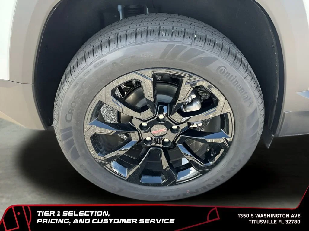 New 2026 Summit White GMC Elevation image 33