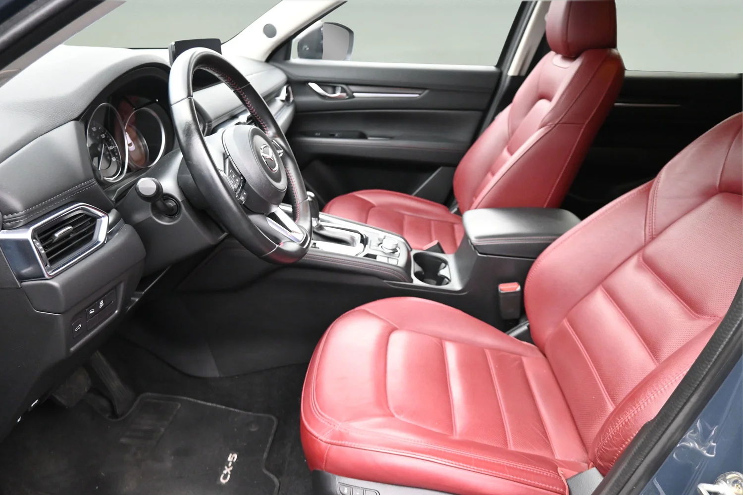 Used 2023 Gray Mazda 2.5 S Carbon Edition image 8