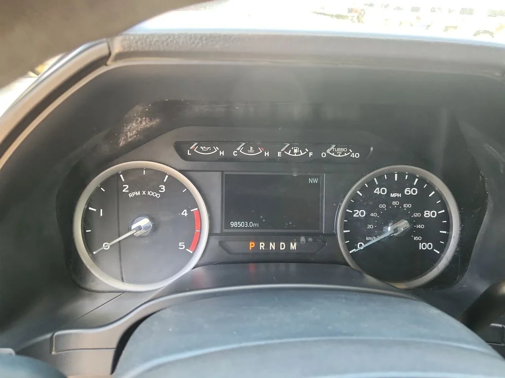 Used 2022 White Ford XL image 19