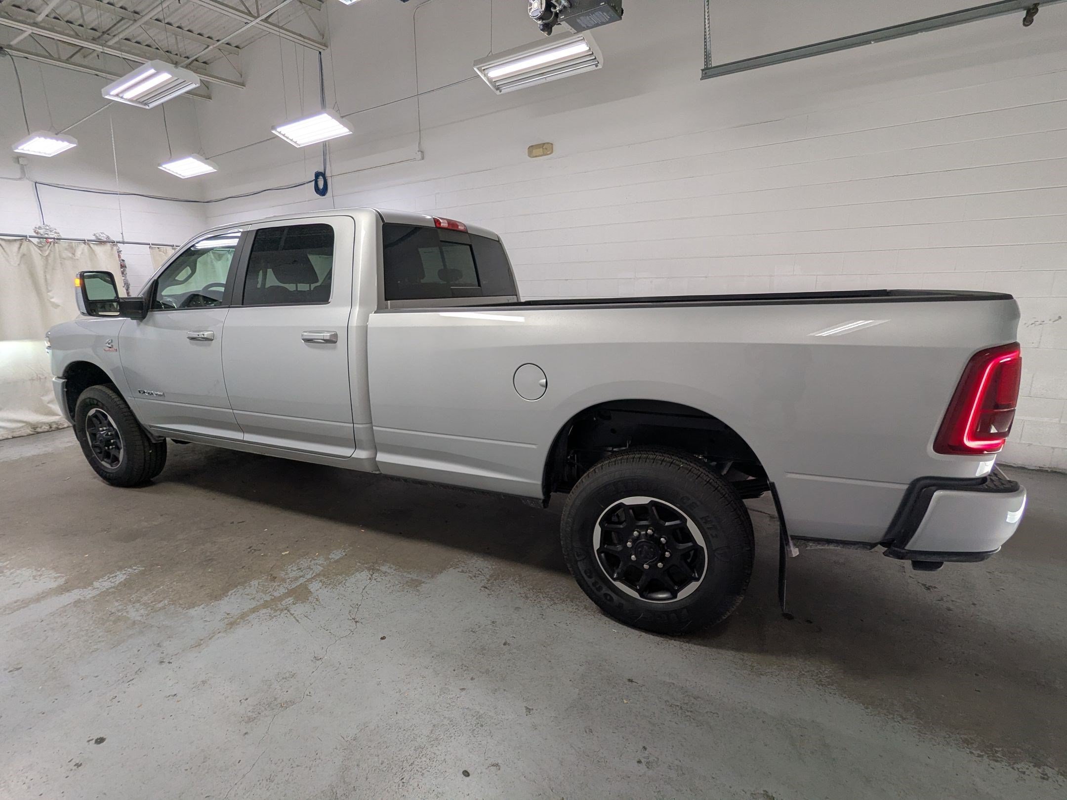 New 2026 Silver-Zynith Exterior Paint RAM Laramie image 8