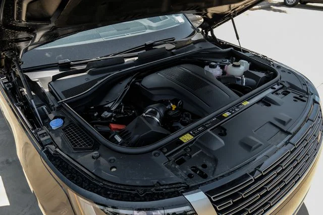 2026 Land Rover Range Rover SE - Photo 64