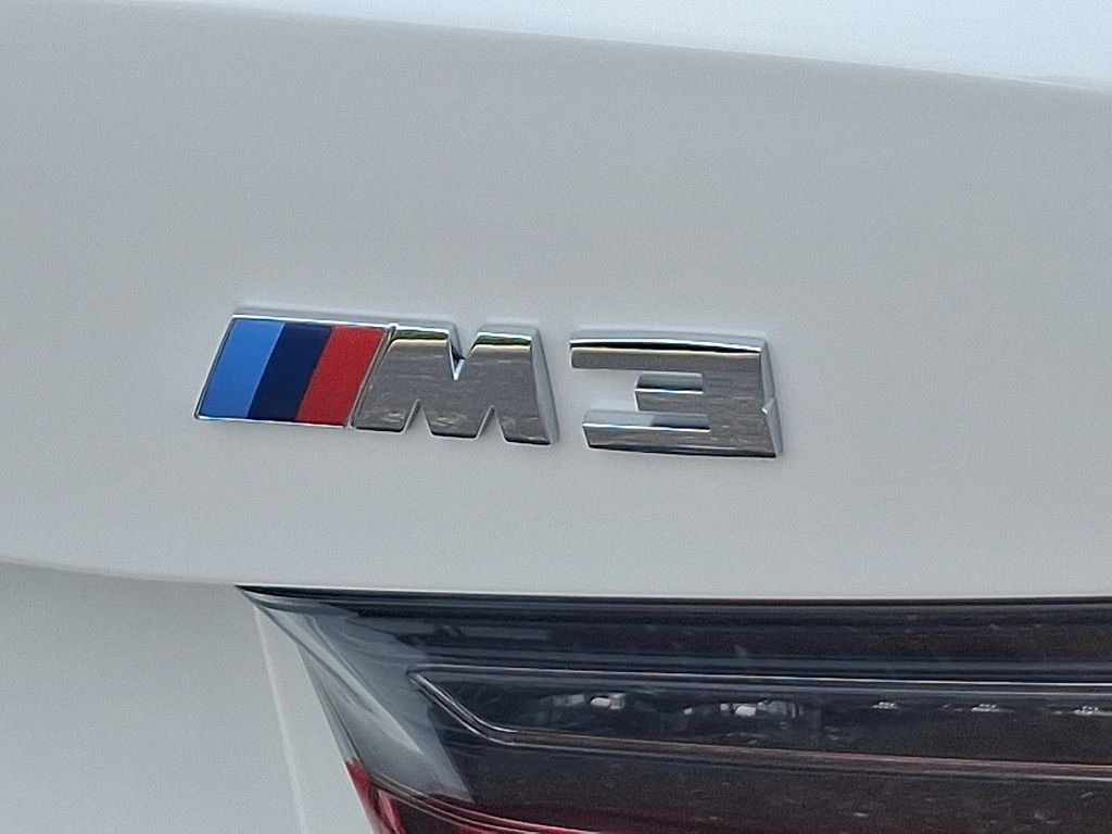 New 2027 Alpine White BMW Base image 11