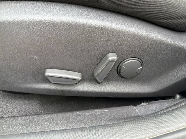 Used 2016  Ford SE image 14