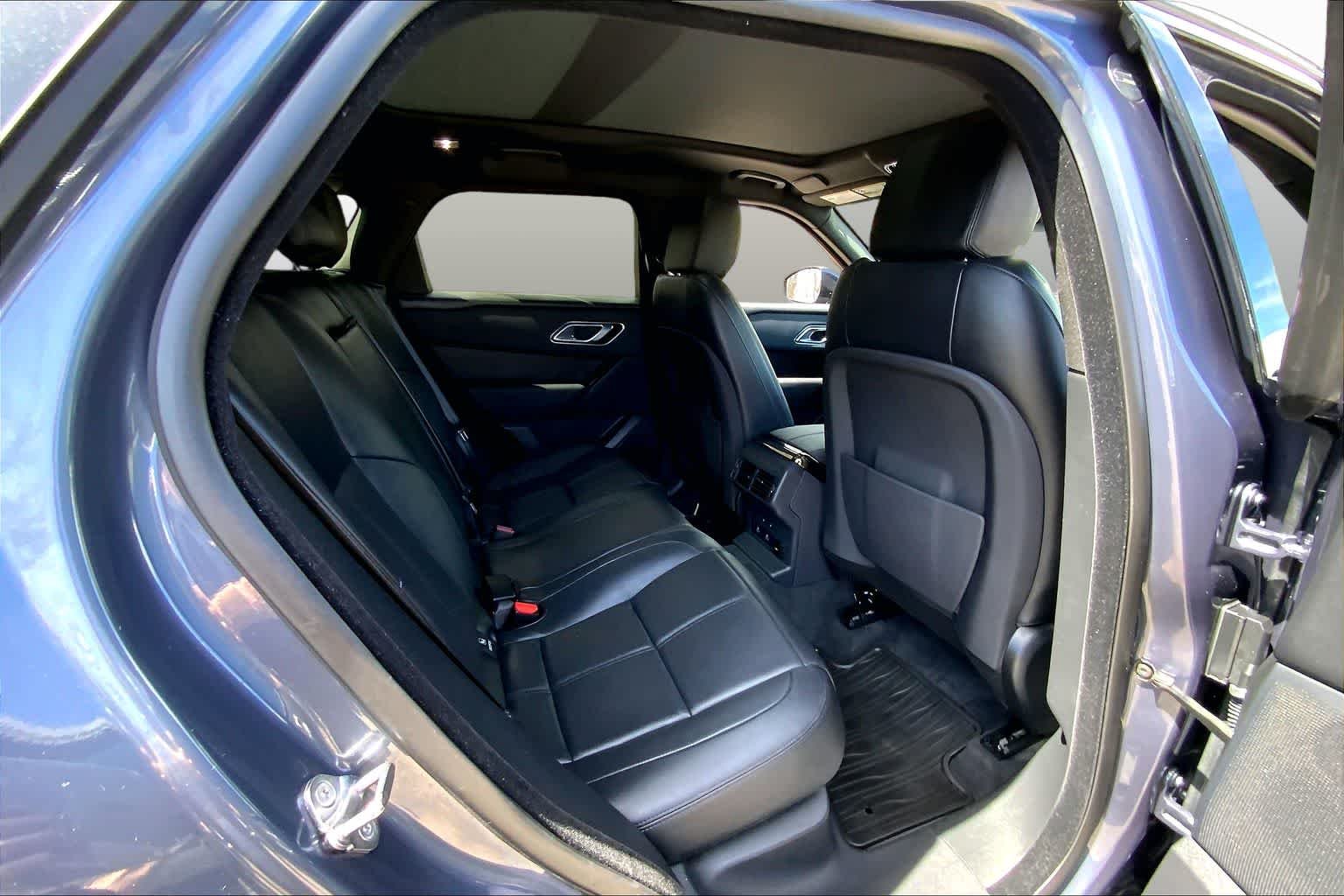 Used 2026 Varesine Blue Metallic Land Rover Dynamic SE image 19