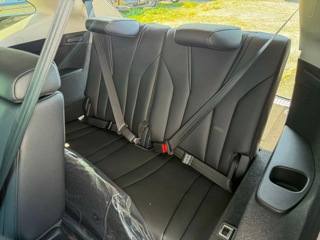 New 2026 Solar Silver Metallic Acura Base image 24