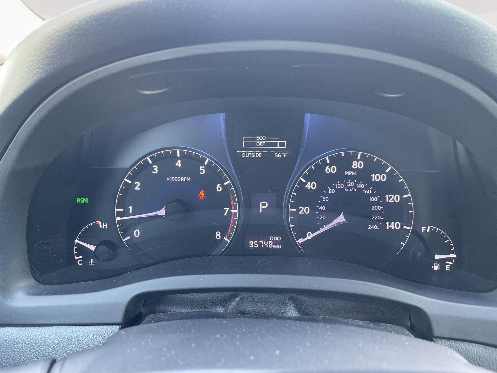 Used 2014 Nebula Gray Pearl Lexus Base image 2