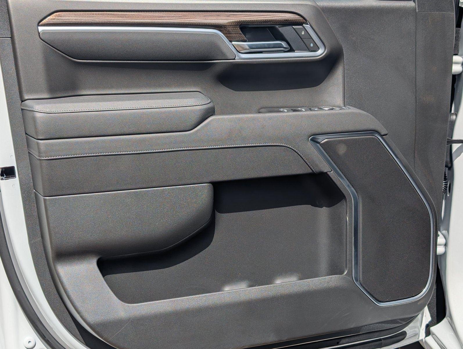 2026 Chevrolet Silverado 1500 LT - Photo 14