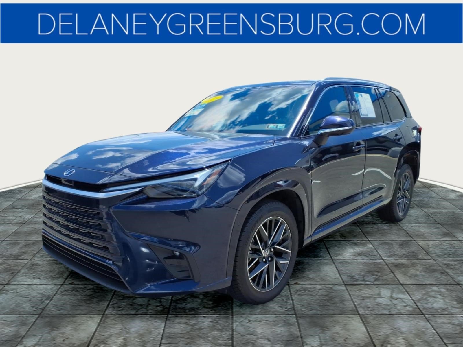 Used 2024 Nightfall Mica 8x5 Lexus Premium image 7