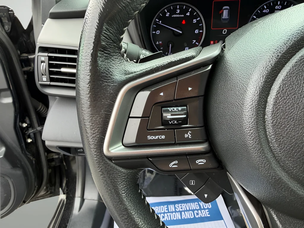Used 2020 Black Subaru Premium image 12