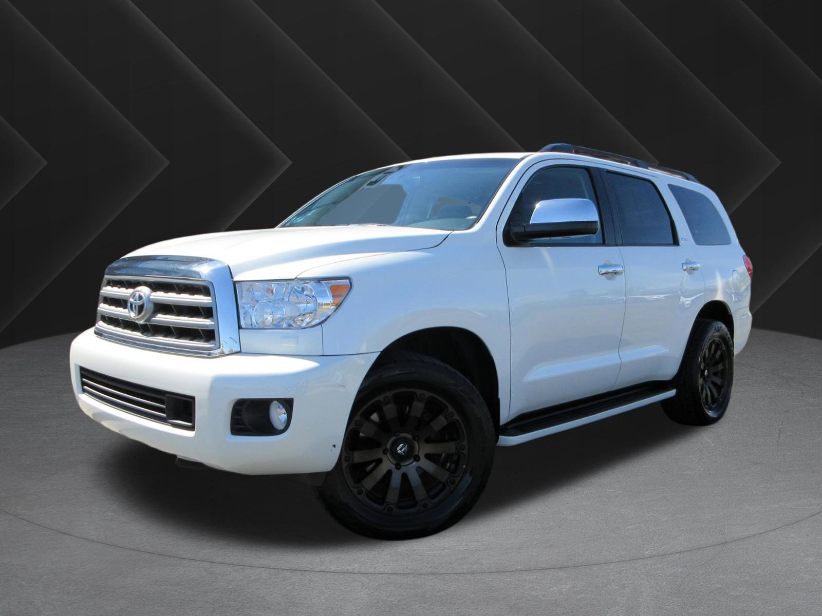 2016 Toyota Sequoia 5.7 Auto 4WD FFV Platinum's photo