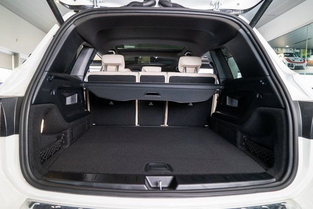 Used 2026 White Mercedes-Benz GLB 250 image 35