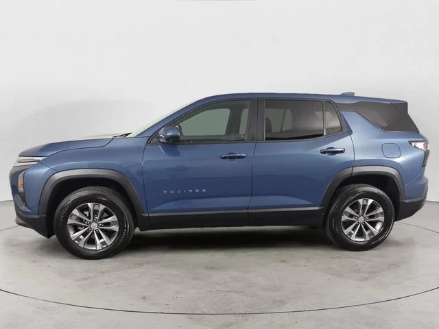 Used 2026 Lakeshore Blue Metallic Chevrolet LT image 8