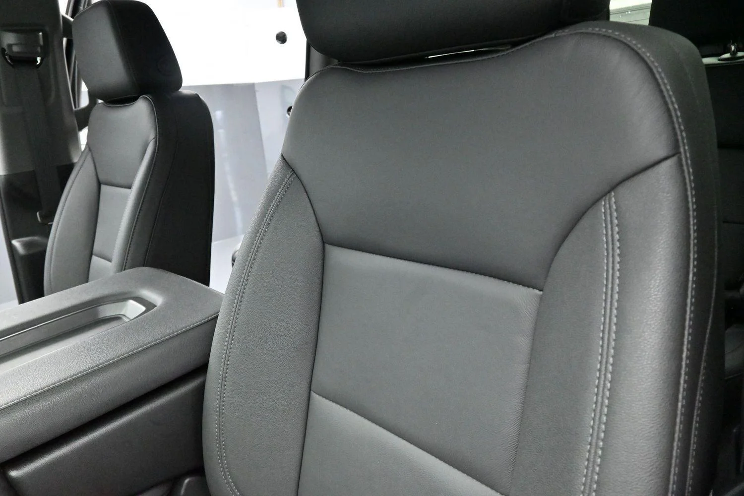 Used 2026 Black Chevrolet LT image 14