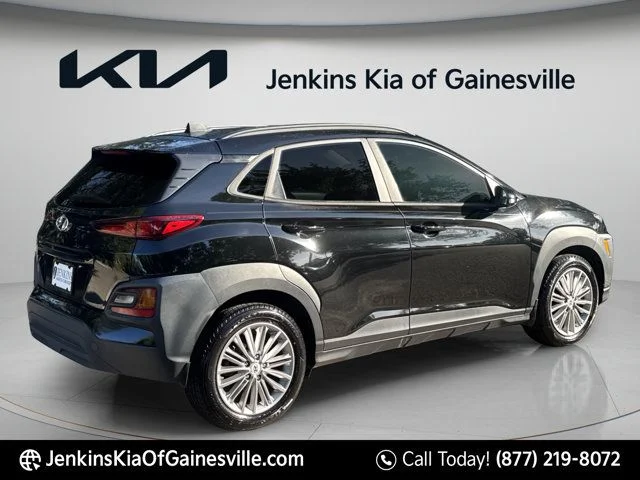 Used 2021 Black Hyundai SEL image 7