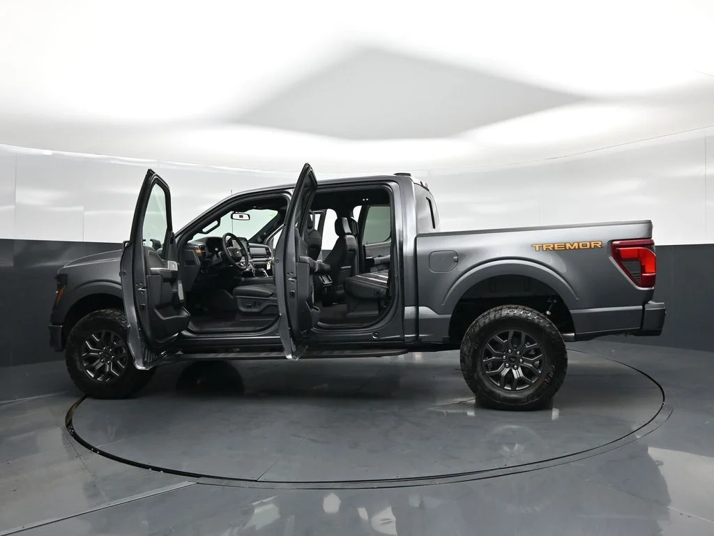 New 2026 Gray Ford Tremor image 35