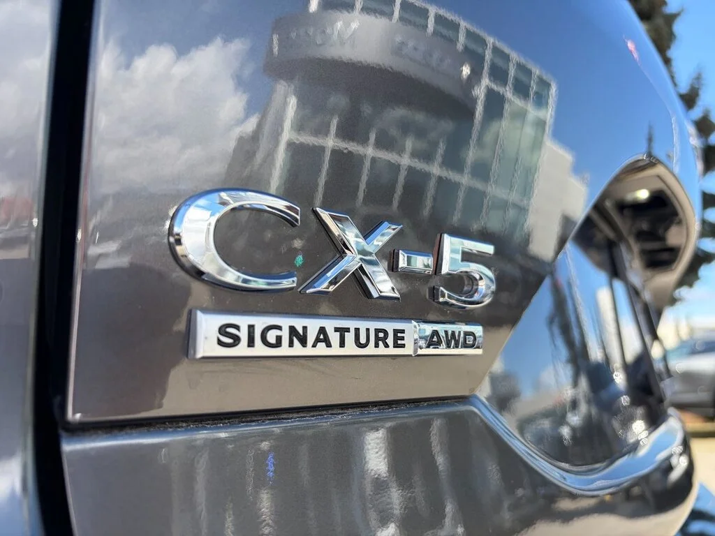 Used 2022  Mazda Signature AWD at Signature package. Turbo,AWD,Su image 9