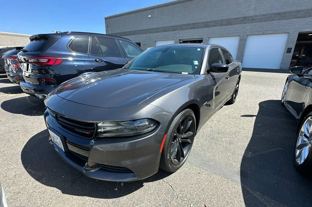 Used 2017 Gray Dodge R/T image 2