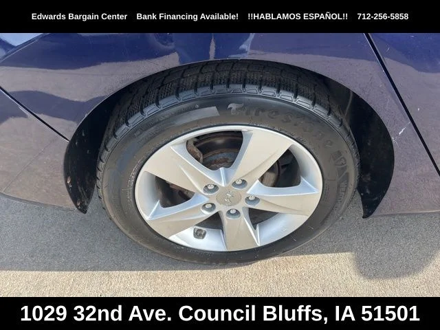Used 2013 Blue Hyundai GLS image 8
