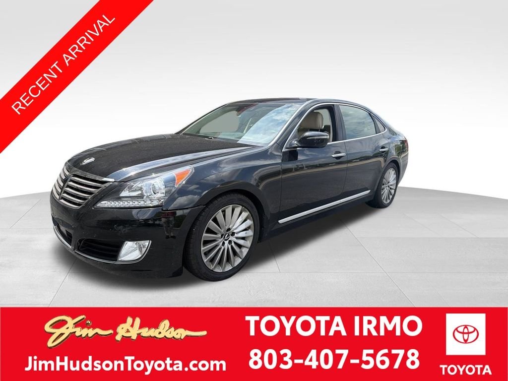 Used 2016 Black Hyundai Signature image 1