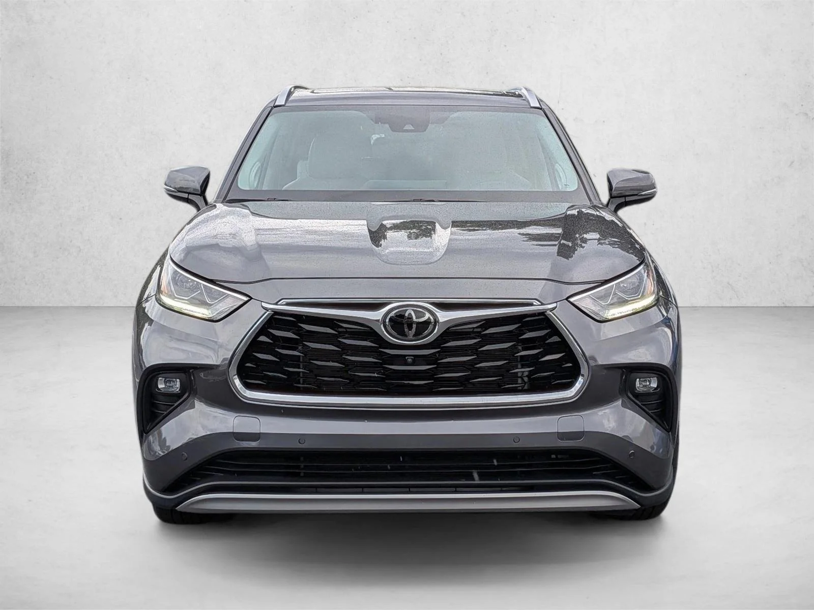 Pre-Owned 2024 Toyota Highlander Platinum Sport Utility in West 