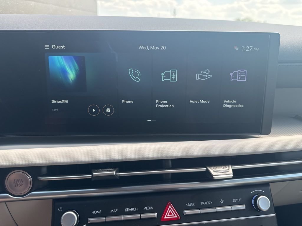 New 2026 White Hyundai SE image 19
