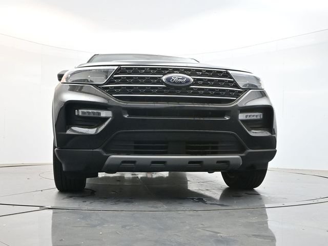 Used 2023 Black Metallic Ford XLT image 17