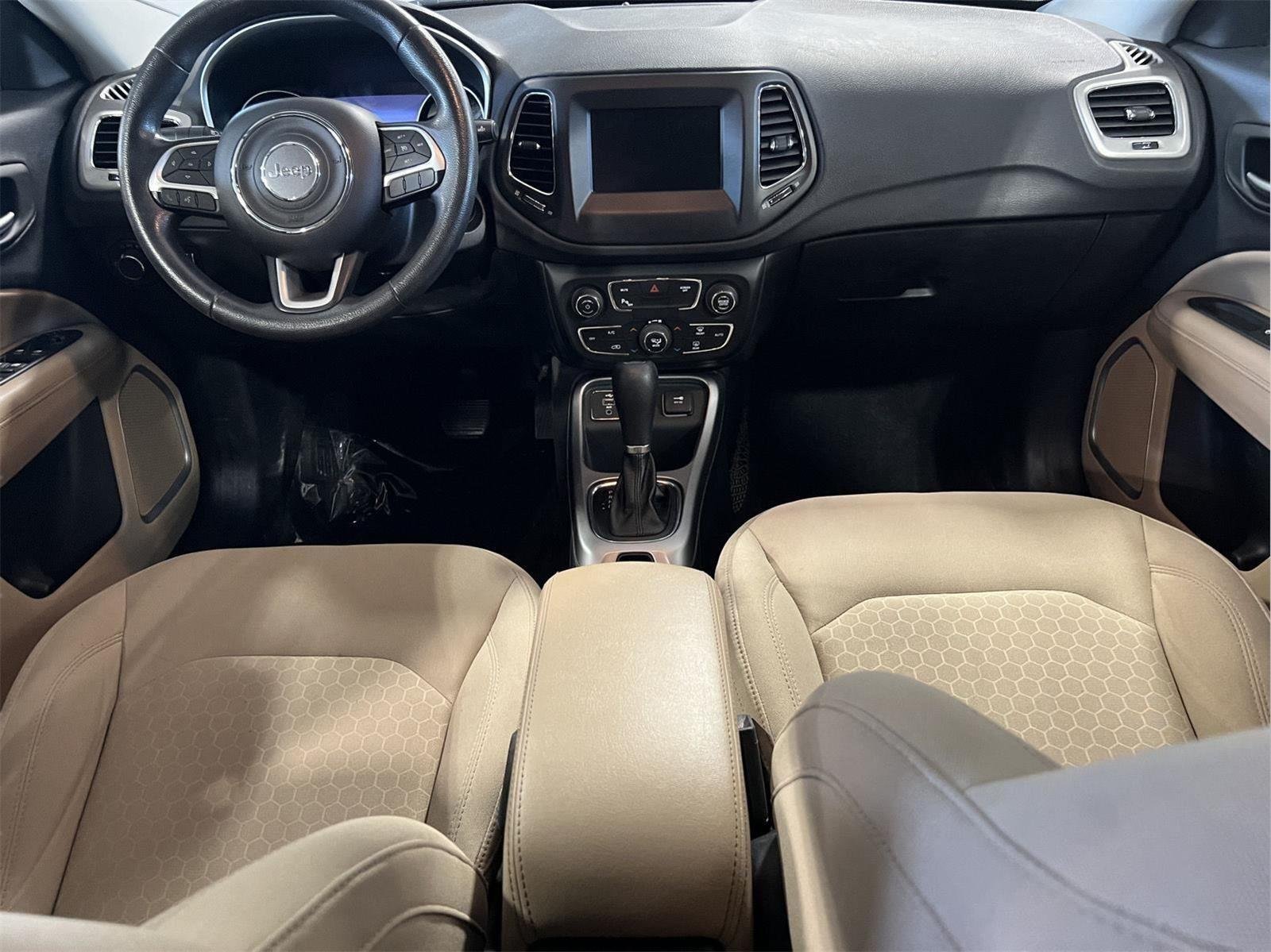 Used 2018 White Clearcoat Jeep Sport image 25