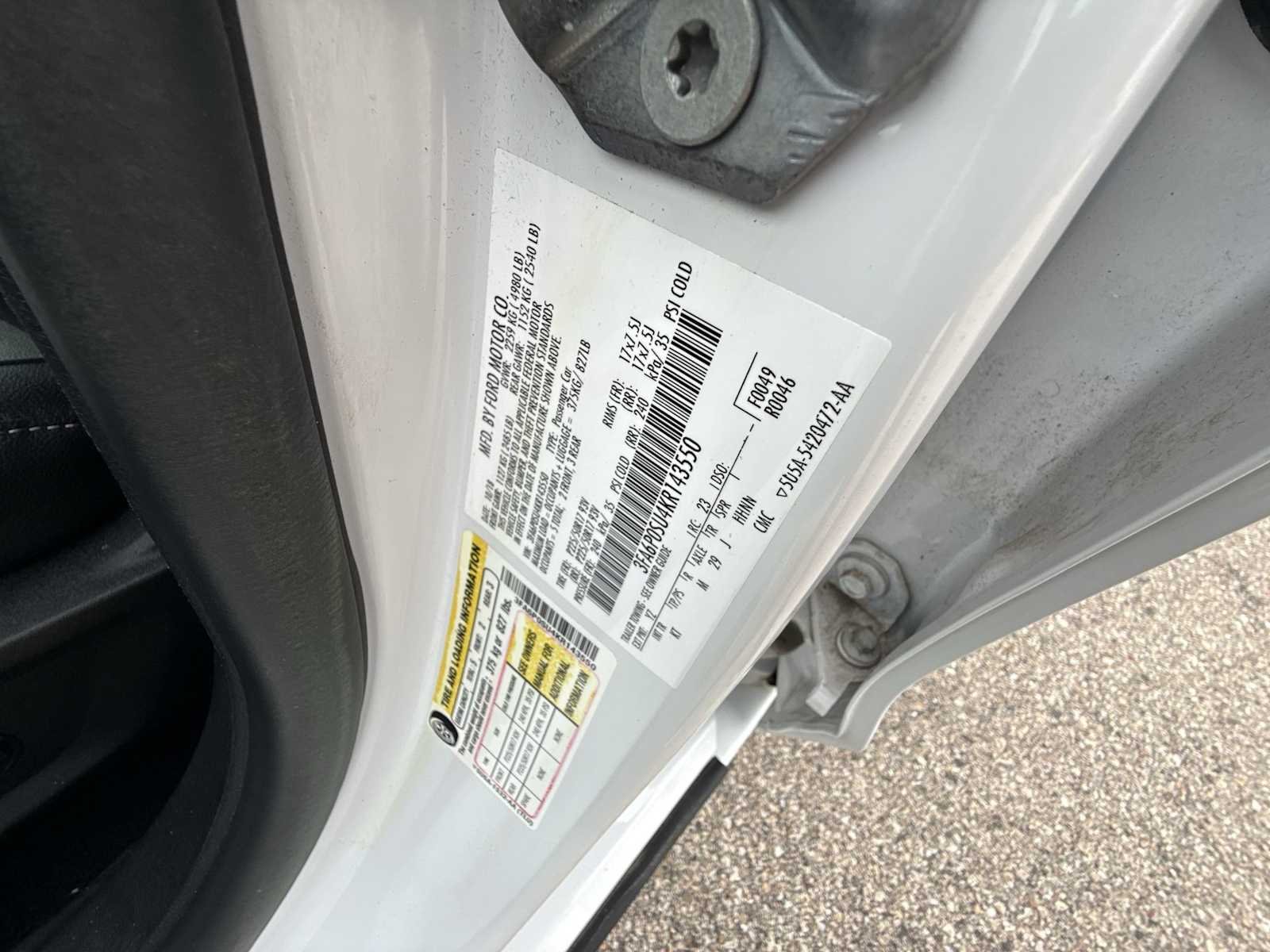 Used 2019 White Ford Titanium image 32