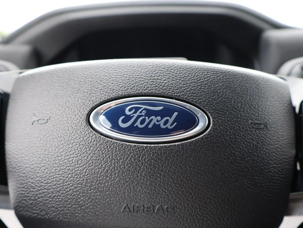 Certified Used 2025 Gray Metallic Ford ST-Line image 29