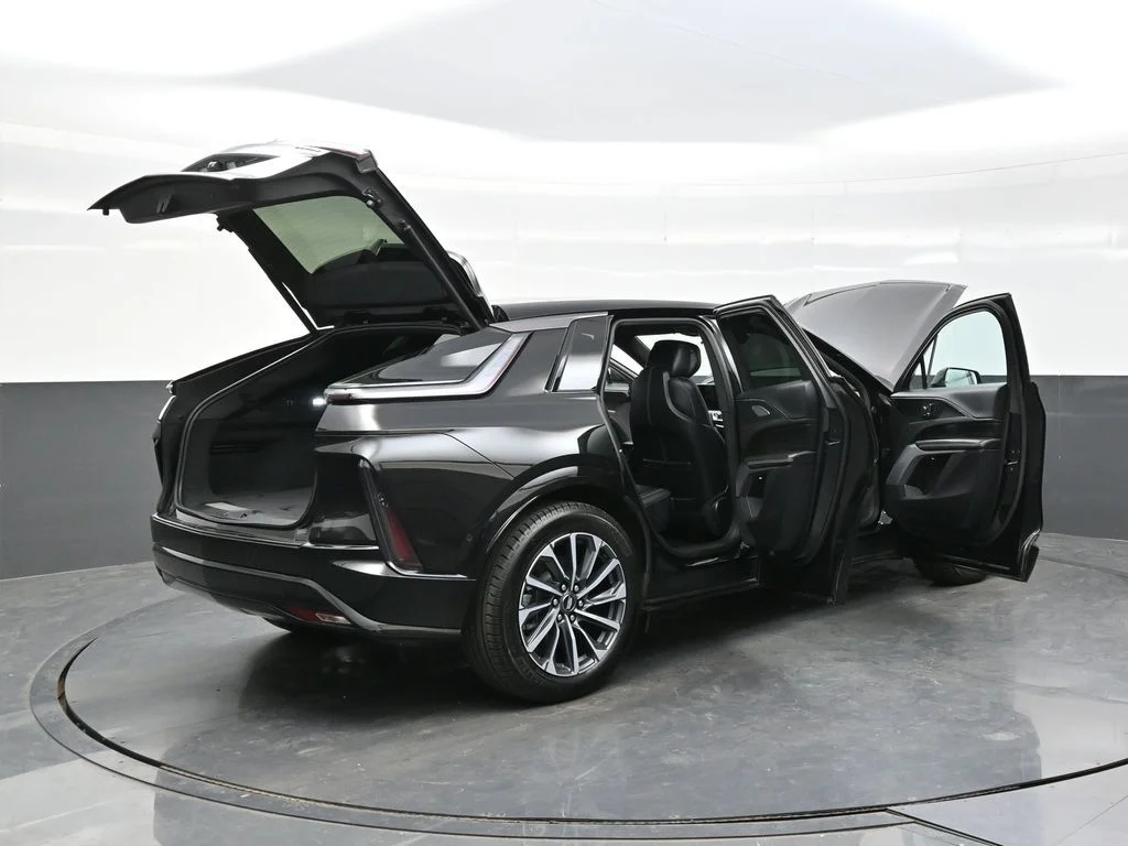 Used 2024 Black Cadillac Sport image 45