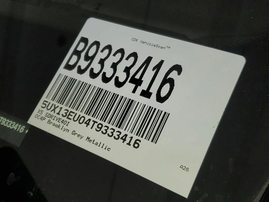 Used 2026 Brooklyn Grey Metallic BMW sDrive40i image 27