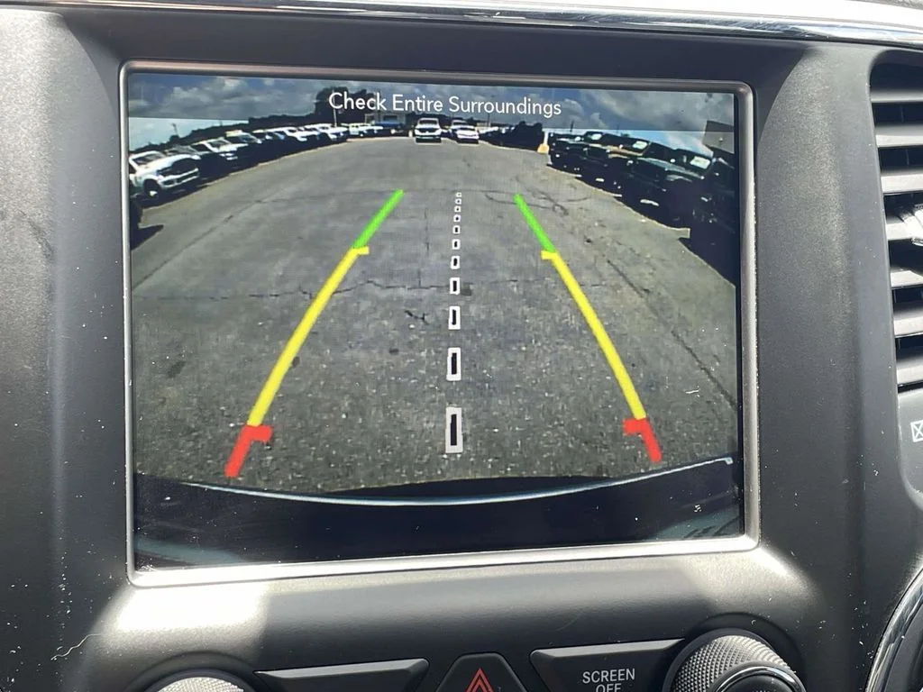 Used 2018 Blue Jeep Limited image 35