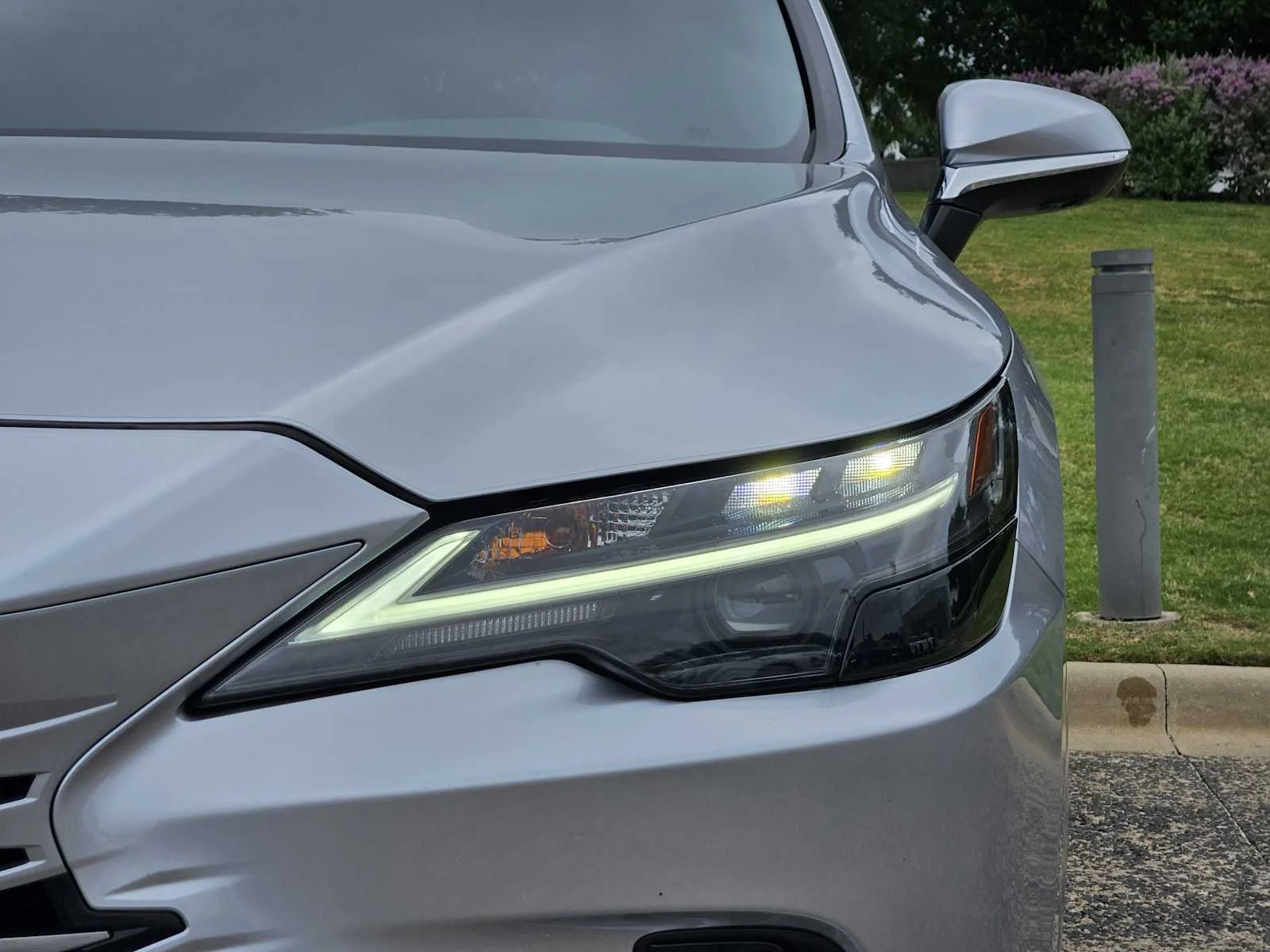 Used 2025 Iridium Lexus Premium image 6
