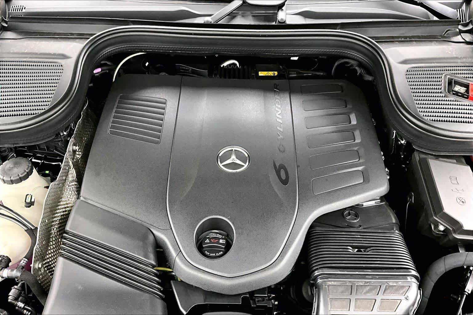 New 2026 Obsidian Black Metallic Mercedes-Benz GLE 450 image 16