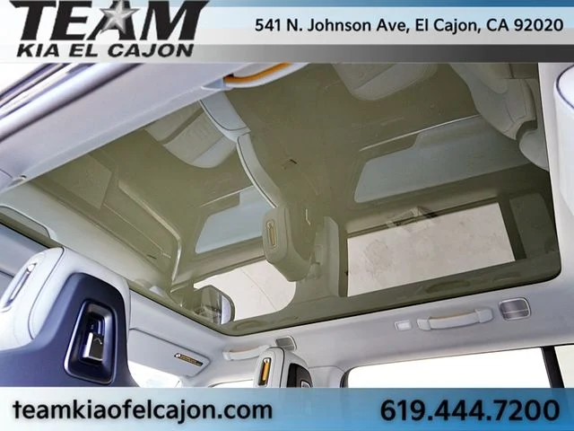 Used 2026  Rivian  image 19