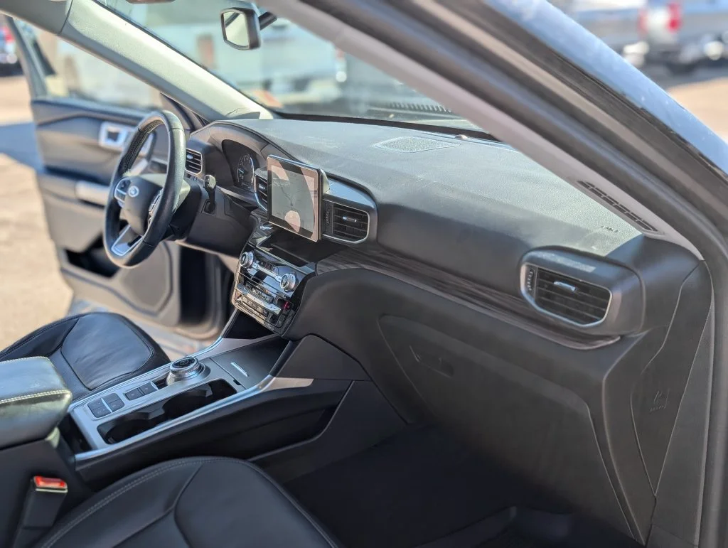 Used 2022 Gray Ford Limited image 42