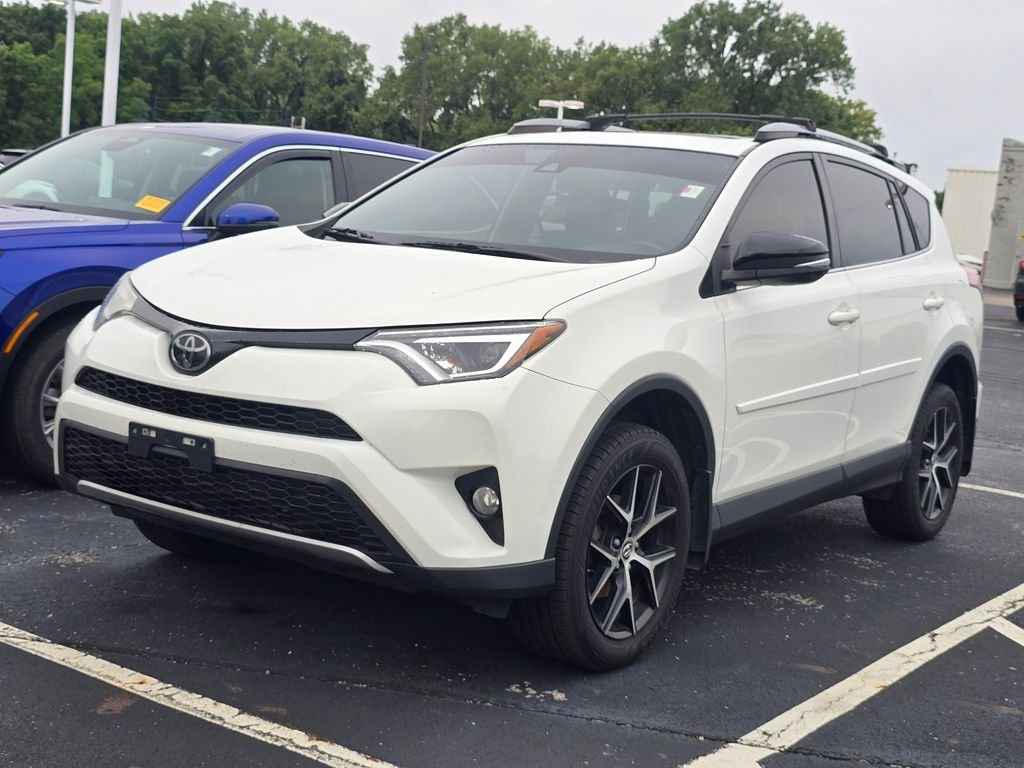 Used 2018 White Toyota SE image 3