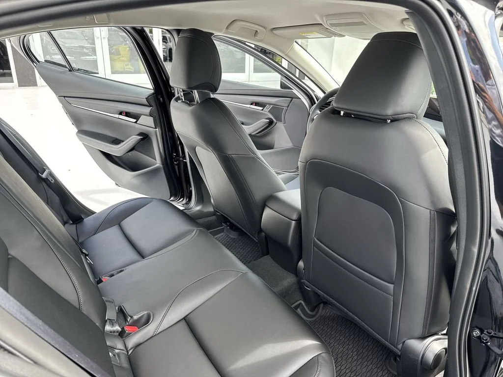 New 2026 Jet Black Mazda 2.5 S Select Sport image 33