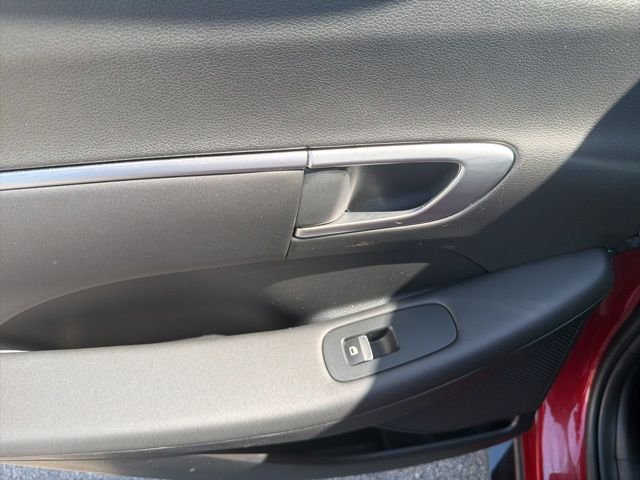 Used 2025 Red Hyundai SEL image 18