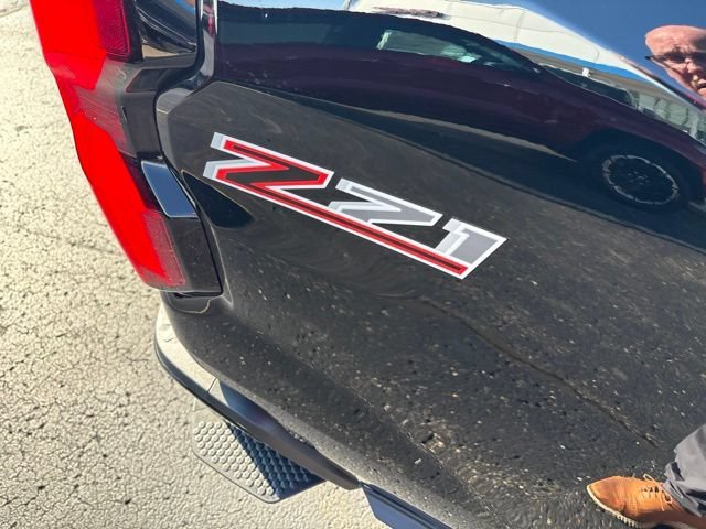New 2026 Black Chevrolet Z71 image 15
