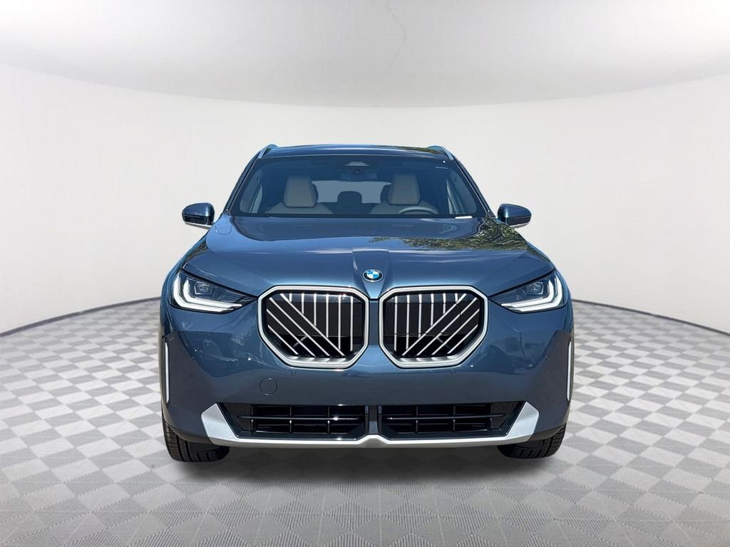 New 2026 Arctic Race Blue metallic BMW 30 xDrive image 2