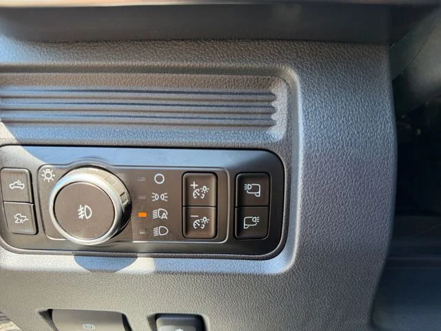 Certified Used 2025 Grey Ford Lariat image 22